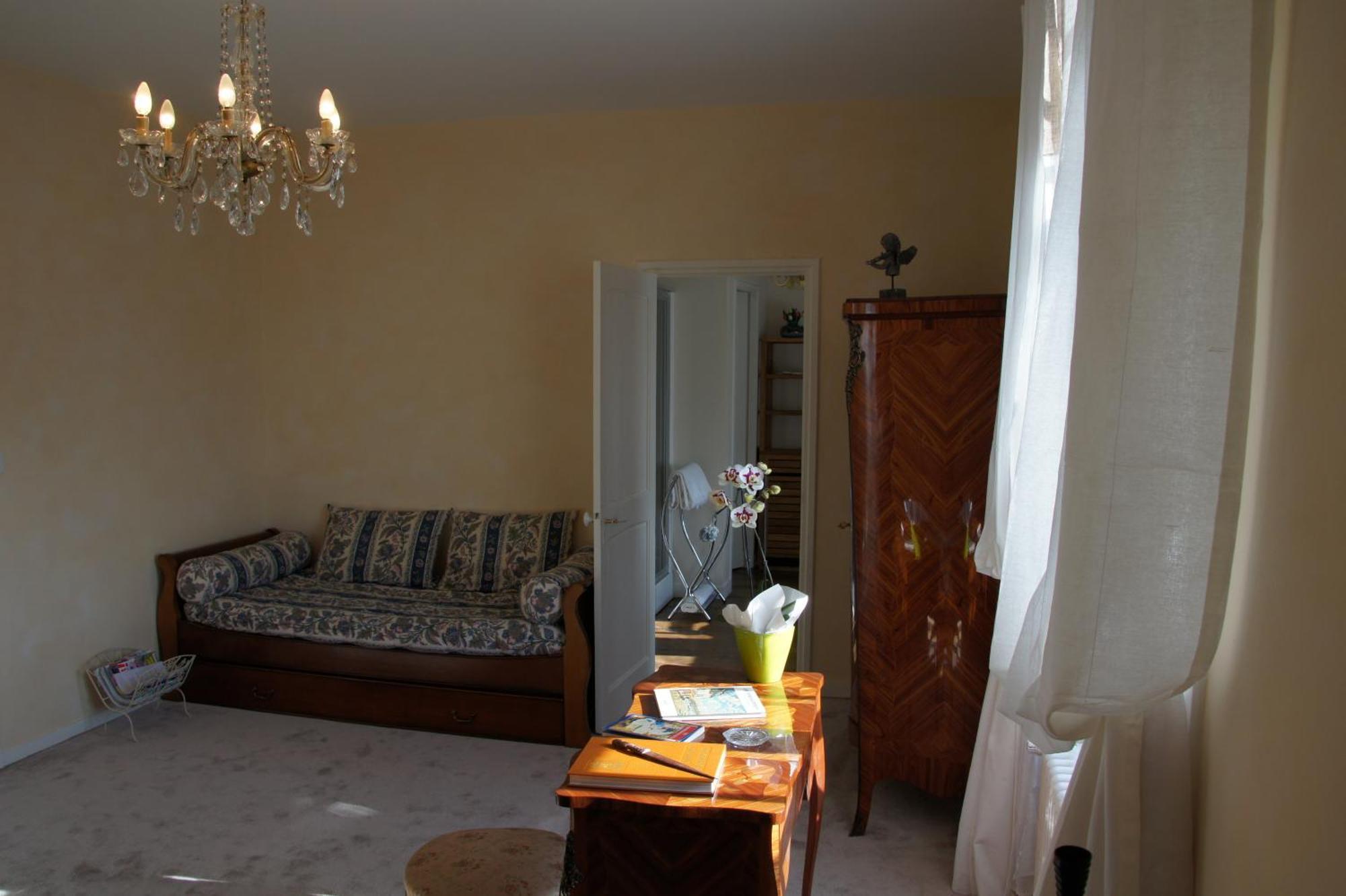 Le Clos De La Muse Сен-Жюньен Номер фото