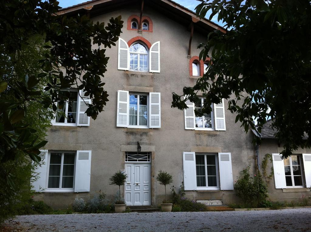 Le Clos De La Muse Сен-Жюньен Экстерьер фото